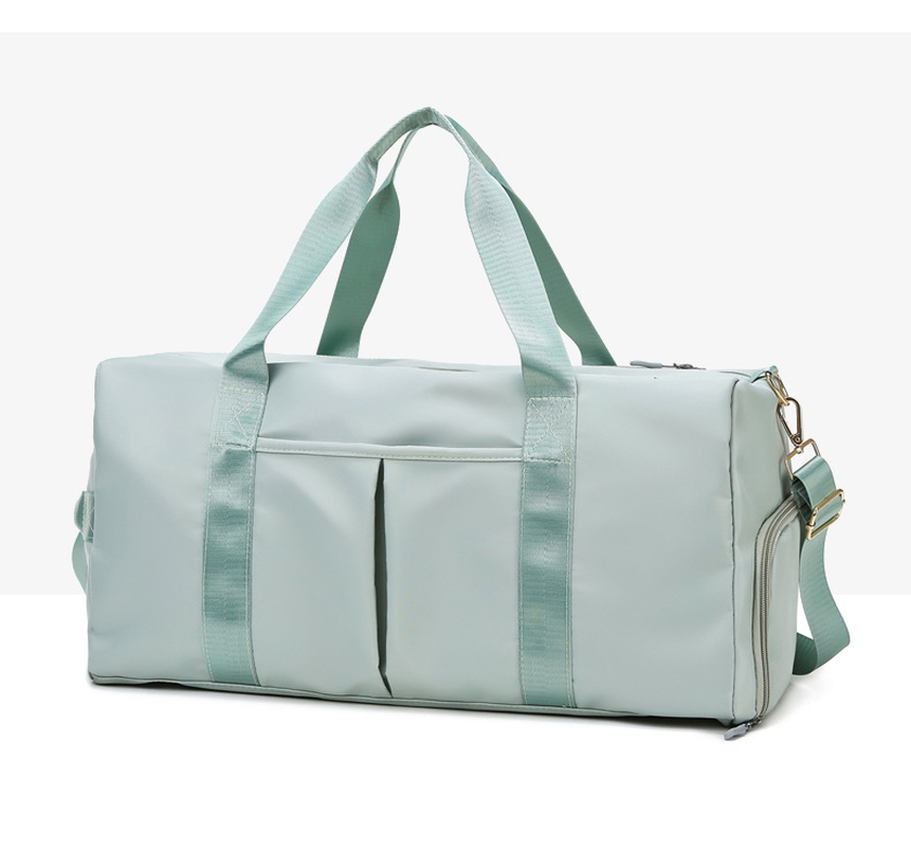 Waterproof Duffel Bag for Fitness and Travel – Versatile Weekender Shoulder Bag for Men and Women